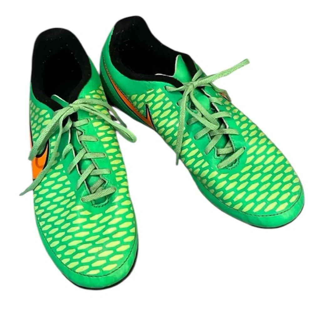 Nike Jr Magista Lime Green  & Orange Youth Soccer Cleats Sz 3.5